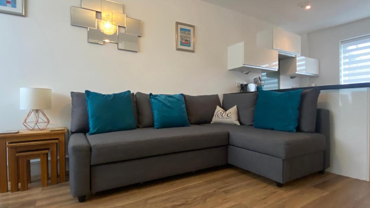 Comfy 2 Bed House Located At Wareham Train Station Villa Kültér fotó